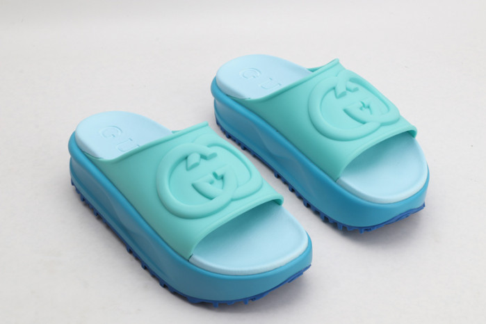 G*u*i* sandal103
