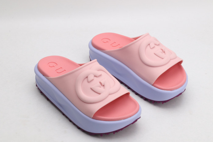 G*u*i* sandal105