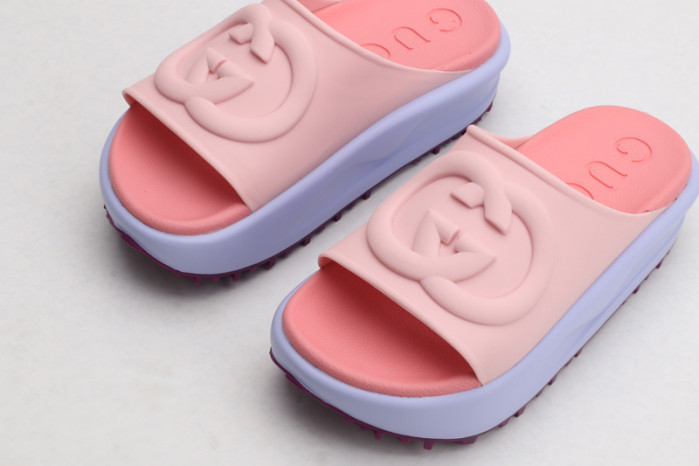 G*u*i* sandal105