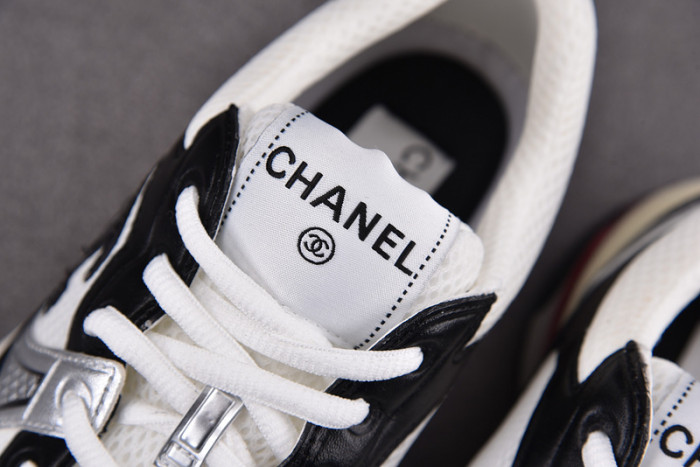 chane* snekaers c000028