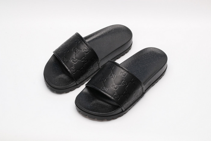 G*u*i* sandal111