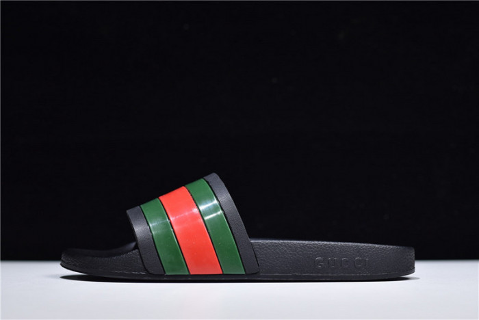 G*u*i* sandal1