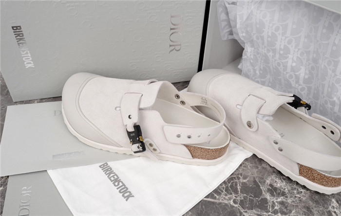 dio*r sandal 33