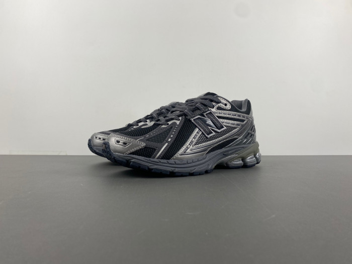 NEW BALANCE 1906R NB000040