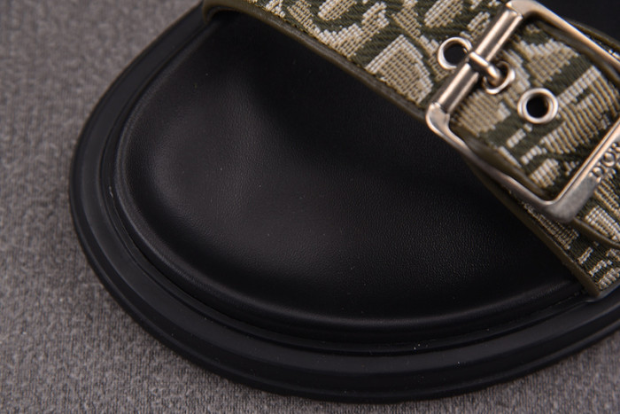 Dio*r sandal 56