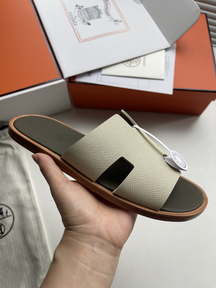 Herme* Sandal81