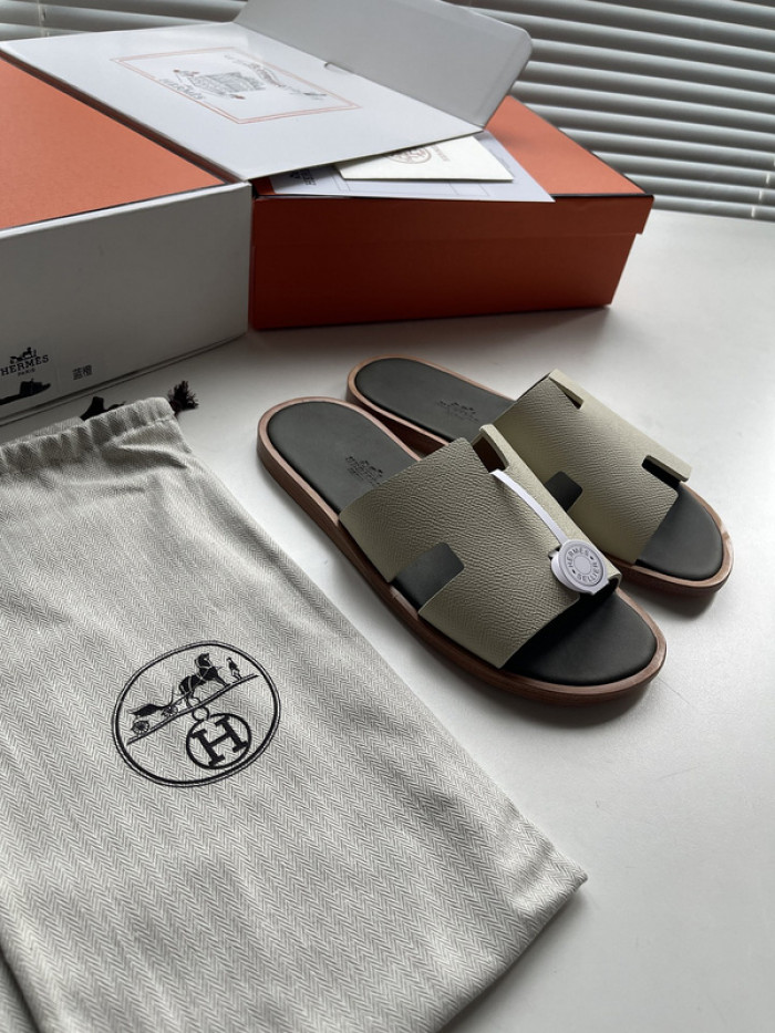 Herme* Sandal81