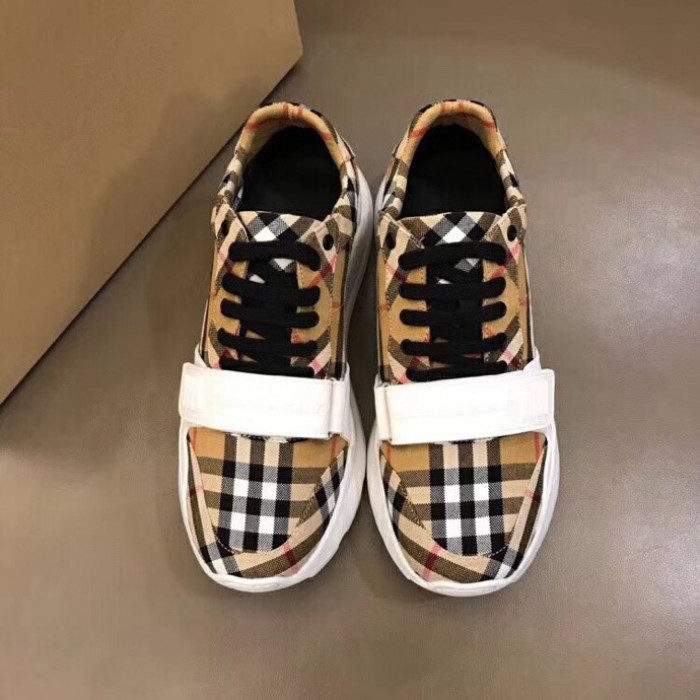 burber*y sneakers b000008