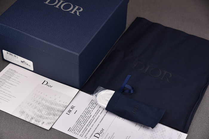 DIO* SNEAKERS B27 T0000-015
