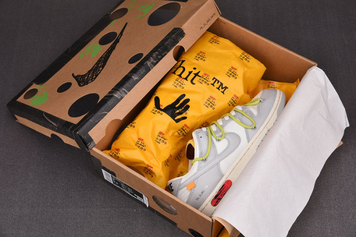 ofw x dunk low “08 of 50” dm1602-106