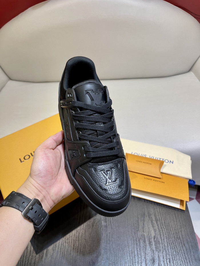 l&v snekaers l0000102
