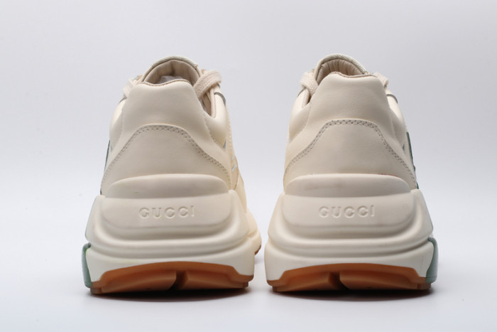 G*u*i* trainer sneaker16