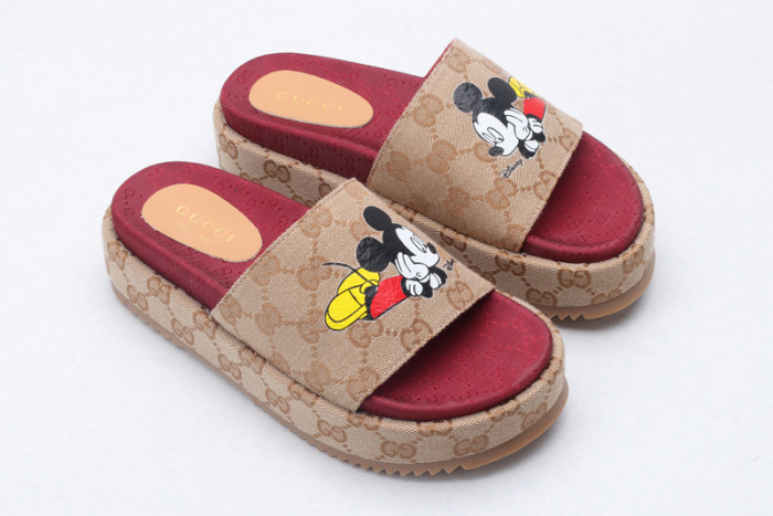 G*u*i* sandal71