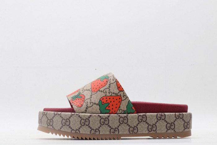 G*u*i* sandal72