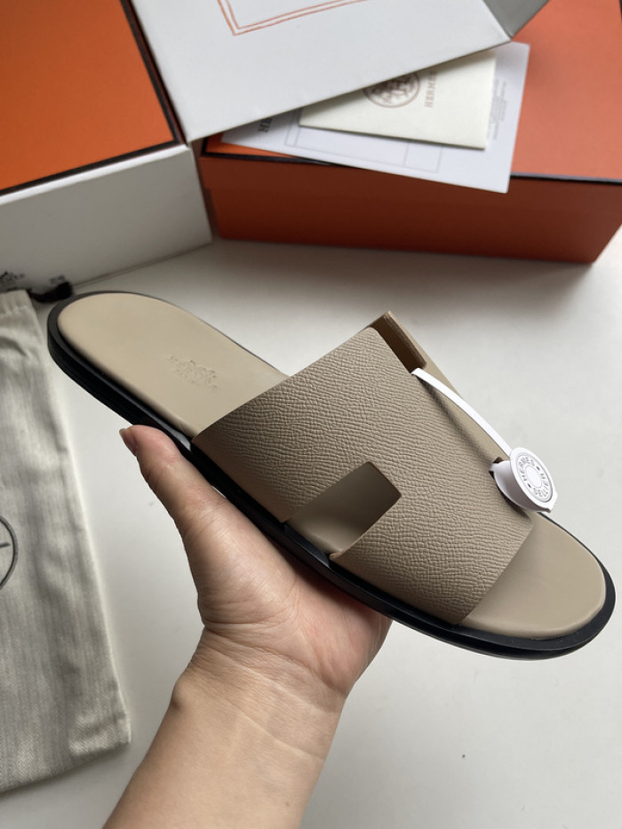 Herme* Sandal77