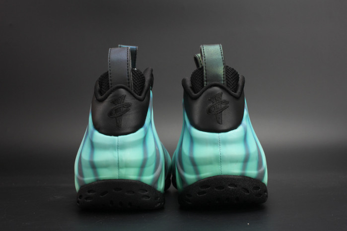 nike air foamposite one “N0*Hern lights” black/green mens 840559-001