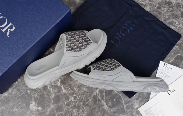 dio*r sandal 38