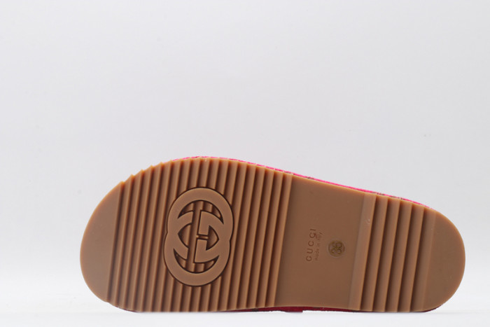 G*u*i* sandal67