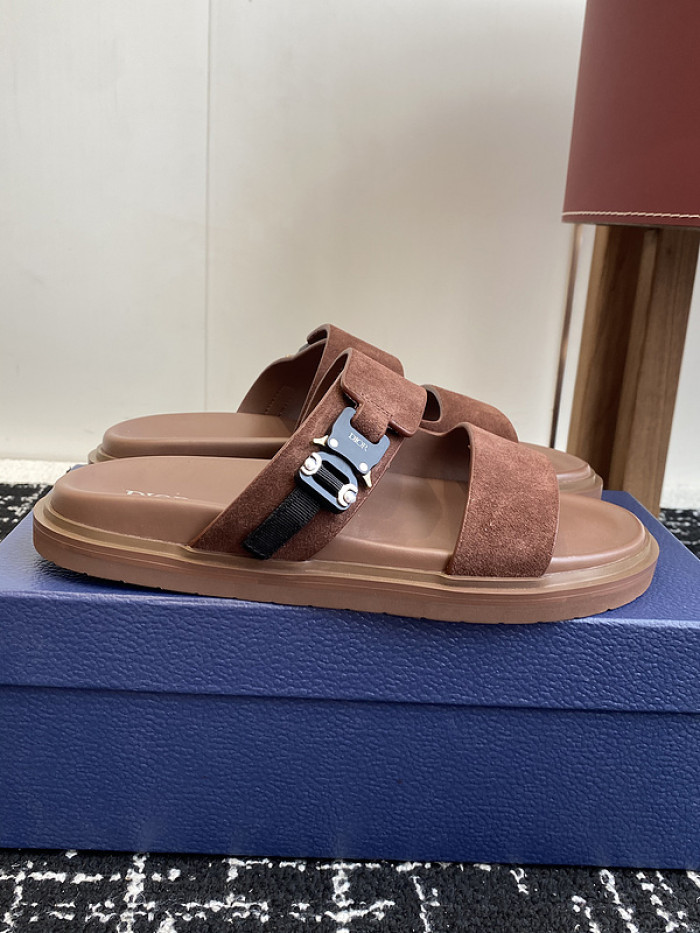 Dio*r sandal 68