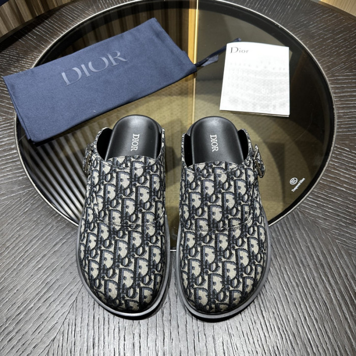 Dio*r sandal 58