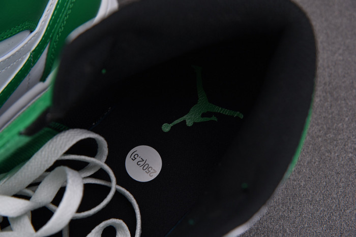 air jordan 1 mid lucky green (gs) dq8423-301