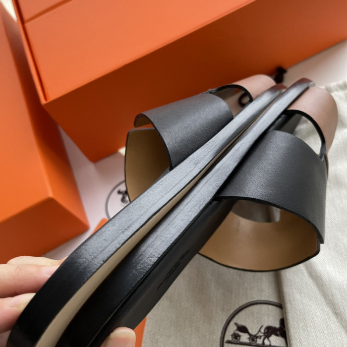 Herme* Sandal55