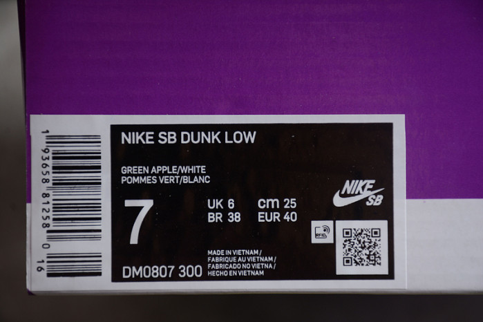 nike sb dunk low green apple dm0807-300