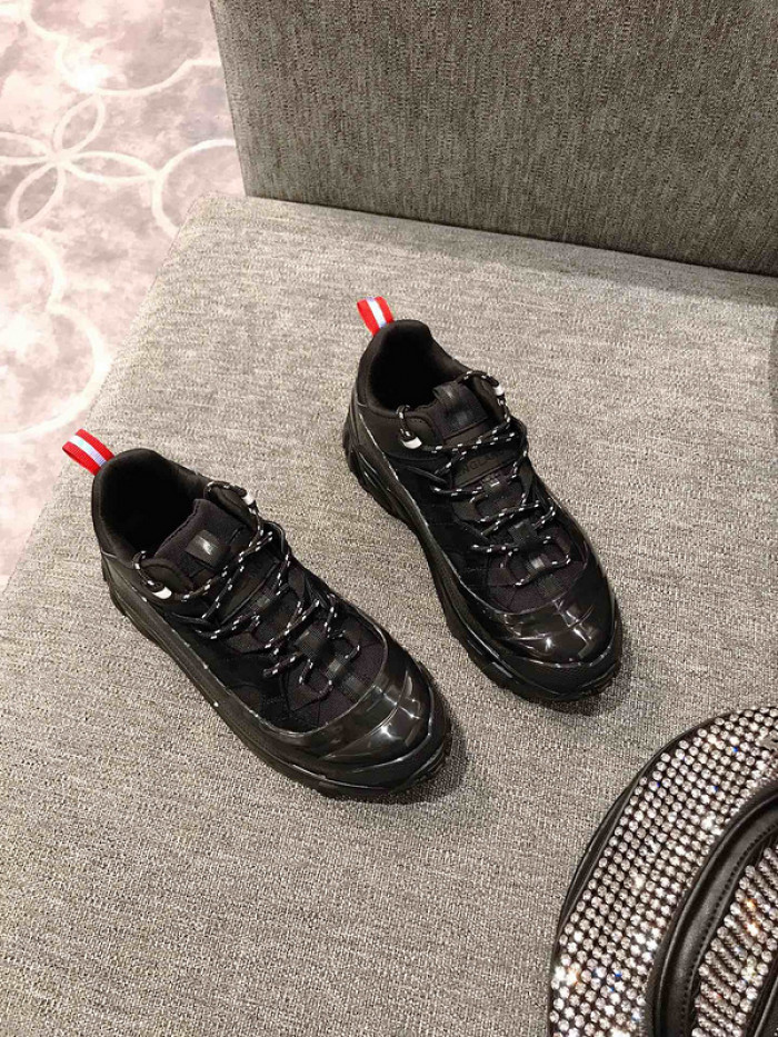 burber*y sneakers b000002